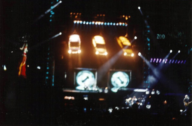 U2gigs.com photos » Zooropa Tour » 1993-05-15 - Lisbon